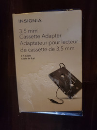 Insignia Audio Cassette Adapter with 3.5mm Audio Aux Cable. Mus