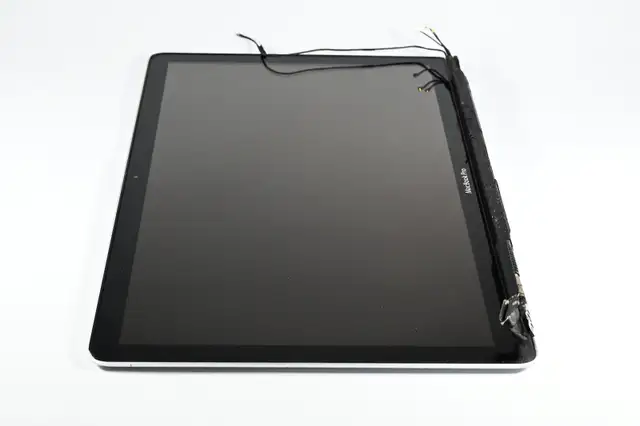 MacBook Pro 15 A1286 Mid 2012 Full LCD Screen Display Assembly in Laptop Accessories in City of Toronto - Image 4