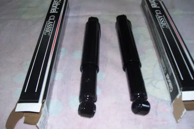 Gabriel Classic Rear  Shocks For American Full Size 58 Pontiac in Tires & Rims in City of Toronto - Image 2