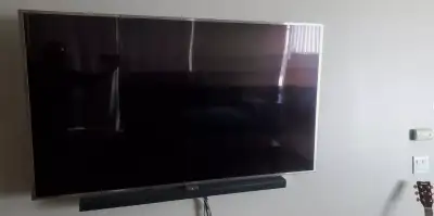 Selling a 65" Samsung UHD Smart TV(model un65js8500f) Selling with out a stand, you'll need to wall...