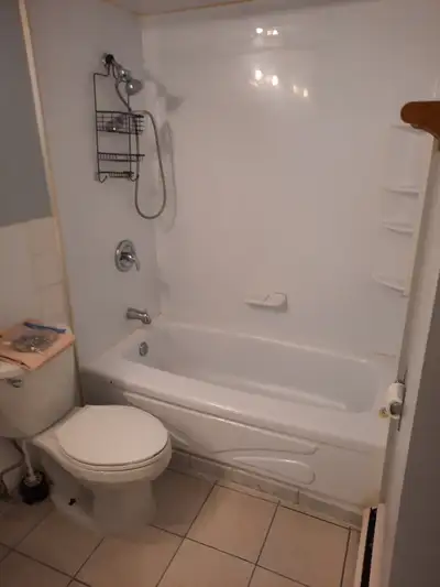 1 Unit in a 4 Plex for Rent