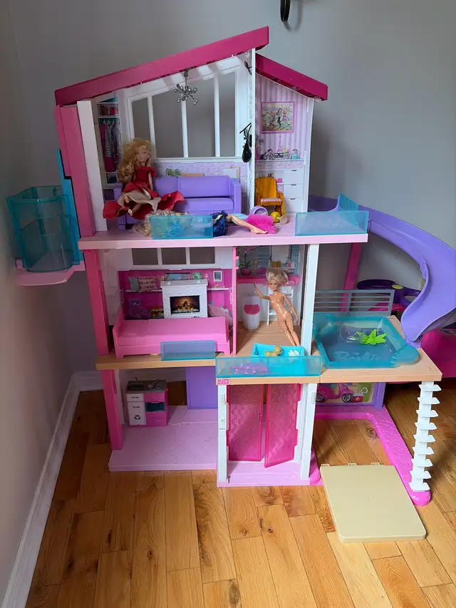 Barbie Dreamhouse