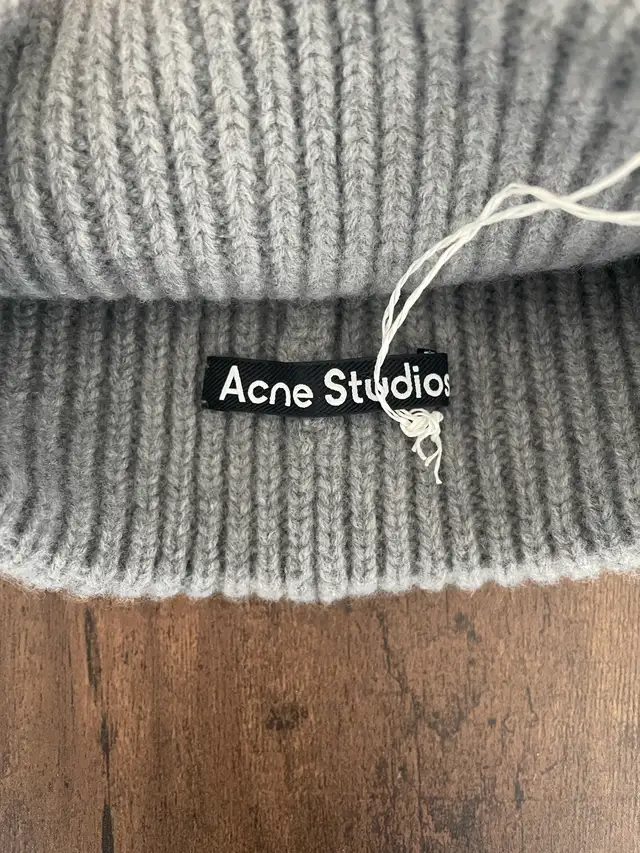 acne studios ._. beanie 64667462492931121