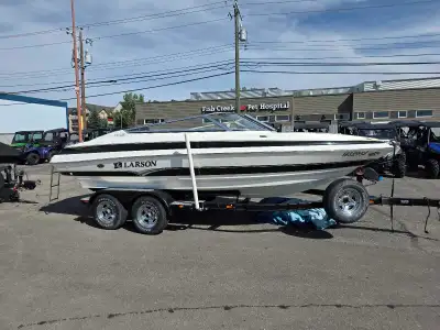 For Sale 2005 Larson 208 LXi 21 foot Bowrider boat. - excellent condition with only 65 hours - oil j...