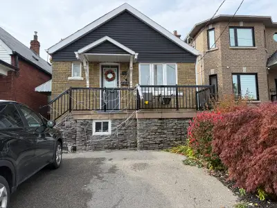 Main florr of 2 Bed 1 Bath Bongalow @ Dufferin & Eglinton