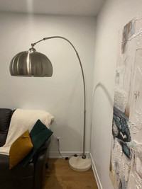 Arched floor lamp - lampe de salon