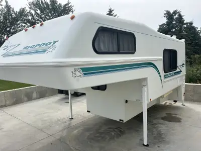 Looking for a Truck Camper Prefer a Lance, Okanagan or Bigfoot but will consider all brands. Willing...