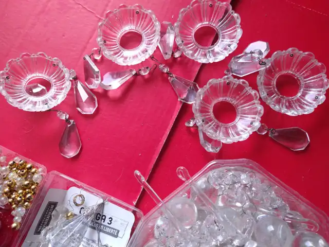 Chandelier Crystal Glass Teardrop Prisms Replacement Parts in Indoor Lighting & Fans in City of Toronto - Image 8