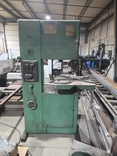 Vertical Band saw with welder 600V in working condition. #6135616391
