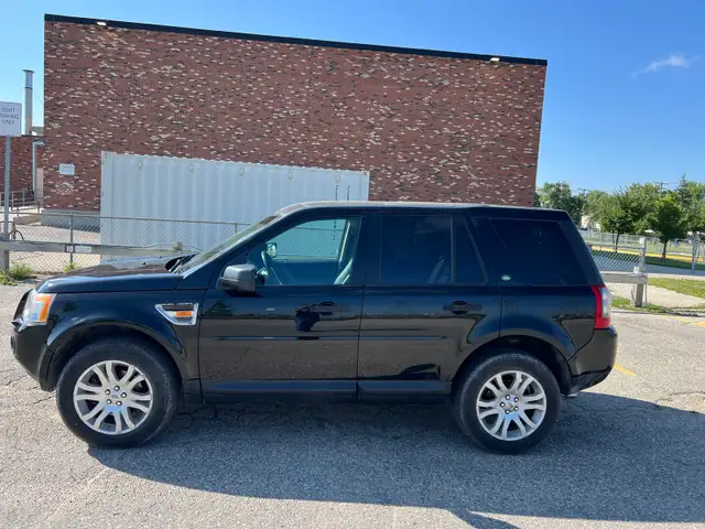 Land Rover LR2555661537691586562