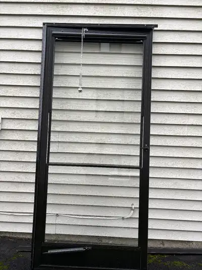 Storm Door 36’ x 80’ Right Hinge, View more