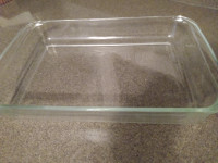 Glass lasagna pan