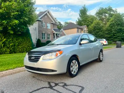 Hyundai Elantra 2009 Automatique 2.0 litres très économiqu, très propre,Aucune réparation à faire, A...