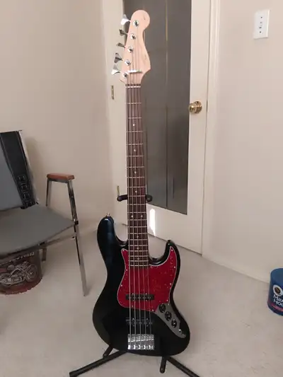 Fender Squire Affinity 5 String Bass Guitar, View more