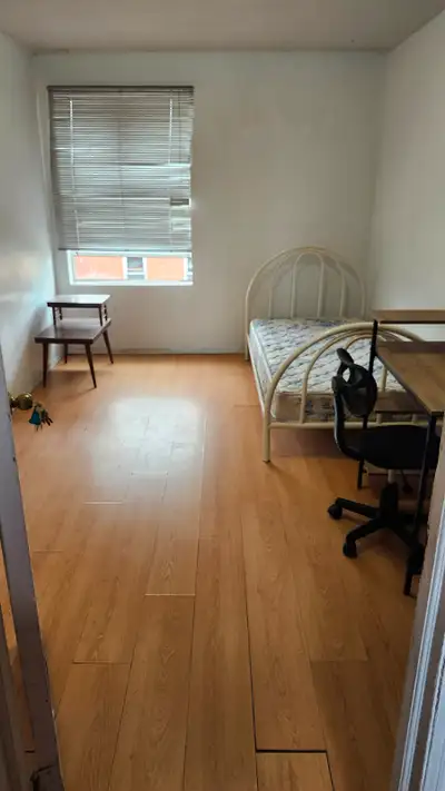 private room on St Patrick St in the heart of Byward Market