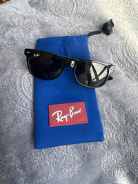 Authentic Ray-Ban wayferer sunglasses kids RJ9052S 