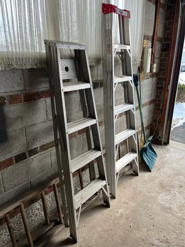 5’ and 6’ Aluminum Ladders in Ladders & Scaffolding in City of Toronto - Image 4