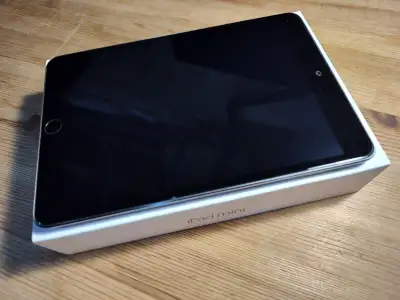 iPad Mini 2 Space Gray 16GB with case excellent in original box., View more