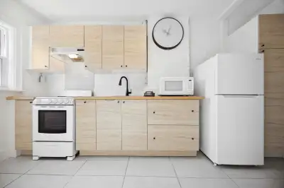 LEASIDE - 2 BDR APARTMENT FOR RENT