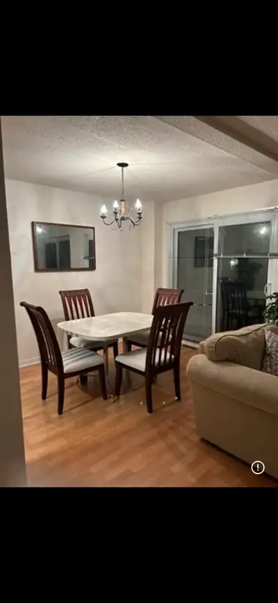 Room for Rent in Female Household