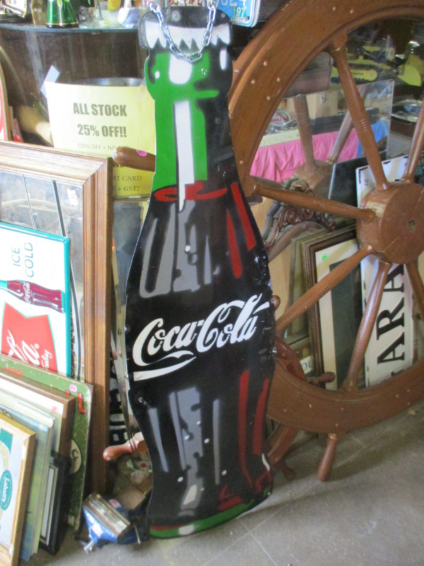 FOLK ART ALL METAL COKE COCA COLA CONTOUR BOTTLE WALL SIGN $80 in Home Décor & Accents in Winnipeg