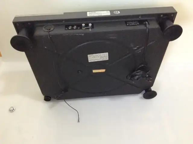Technics SL-110A Original Direct Drive turntable . in Stereo Systems & Home Theatre in Mississauga / Peel Region - Image 10