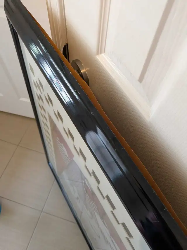 Huge wall frame with matte and glass panel in Home Décor & Accents in Ottawa - Image 6