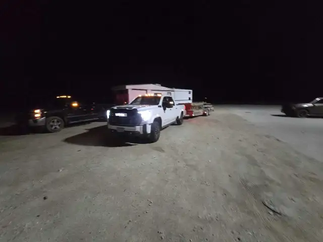 PROFESSIONAL REMOVAL OF PARK MODELS RV CAMPER TRAILER 5TH WHEEL in Other in Grand Bend - Image 7