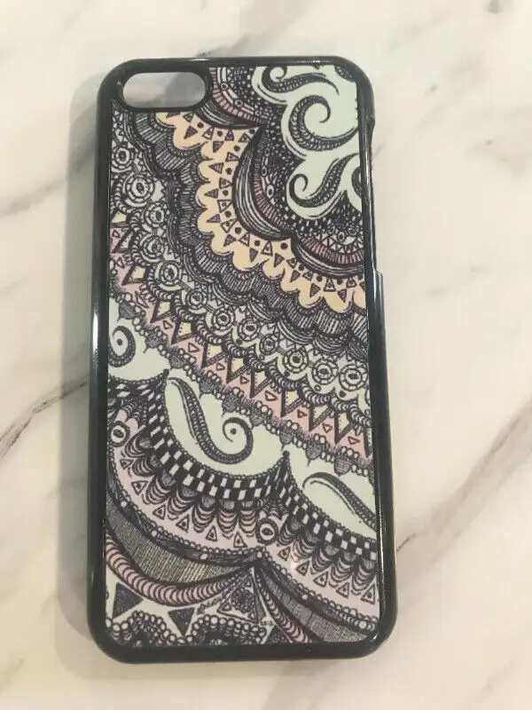 iPhone 5C case in Cell Phone Accessories in Lethbridge - Image 2