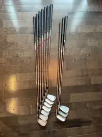 Full set of used golf irons