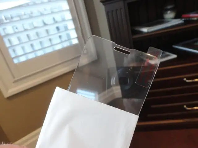 New Candywirez HD Tempered Glass IPhone 6 to 8 Screen Protectors in Cell Phone Accessories in Kitchener / Waterloo - Image 7