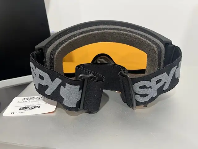Lunettes de sports d'hiver pour adulte in Ski in Lévis - Image 5