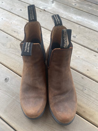 Women’s Bluntstone Heel Boots Size 8.5