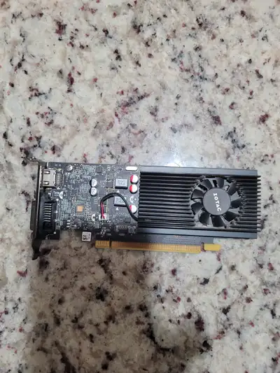 Zotac GT 1030 with 2 GB of GDDR5 VRAM Comes with a heatsink and fan already attached to the GPU. Som...