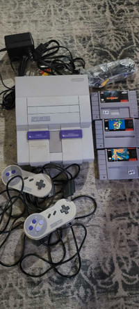SNES with 2 controllers + 3 games all cables