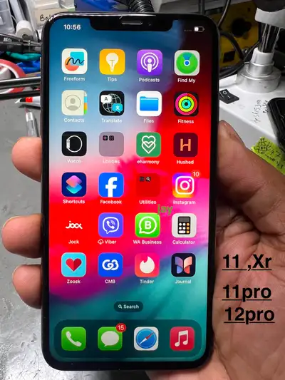 SAMSUNG/ IPHONE/ LG/ GOOGLE/ HUWAEI PHONE AND TABLE FIX ON THE SPOT While you wait 10 min - iPhone 1...