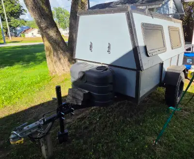 utility homemade trailer; Solid, versatile homemade 4' x 6' enclosed trailer with plenty of secure s...