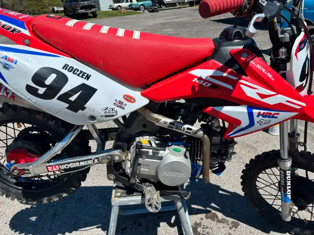 2004 140 piranha pit bike in Dirt Bikes & Motocross in Belleville - Image 9