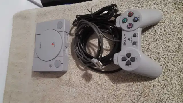 Mini Video game consoles  in Older Generation in Red Deer - Image 5