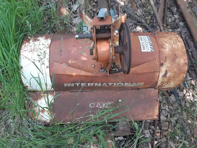 Case 42"  tiller.628637279339531211