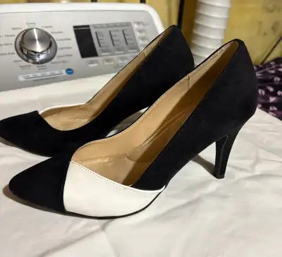 Women’s High Heels Size 8 $5 firm, View more