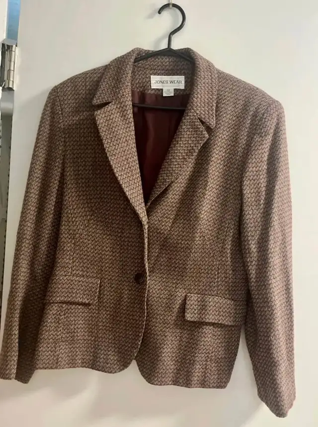 Jones Wear Blazer in Women's - Tops & Outerwear in City of Toronto - Image 2