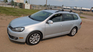 2012 Volkswagen Golf SportWagen 