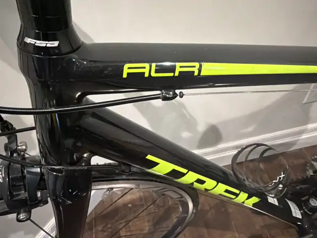 Trek Emonda ALR 5 in Road in Windsor Region - Image 5