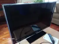 Samsung 40" LCD TV.  1080p (not Smart TV)