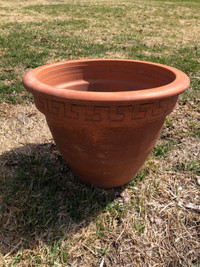 Large Terra-cotta pot