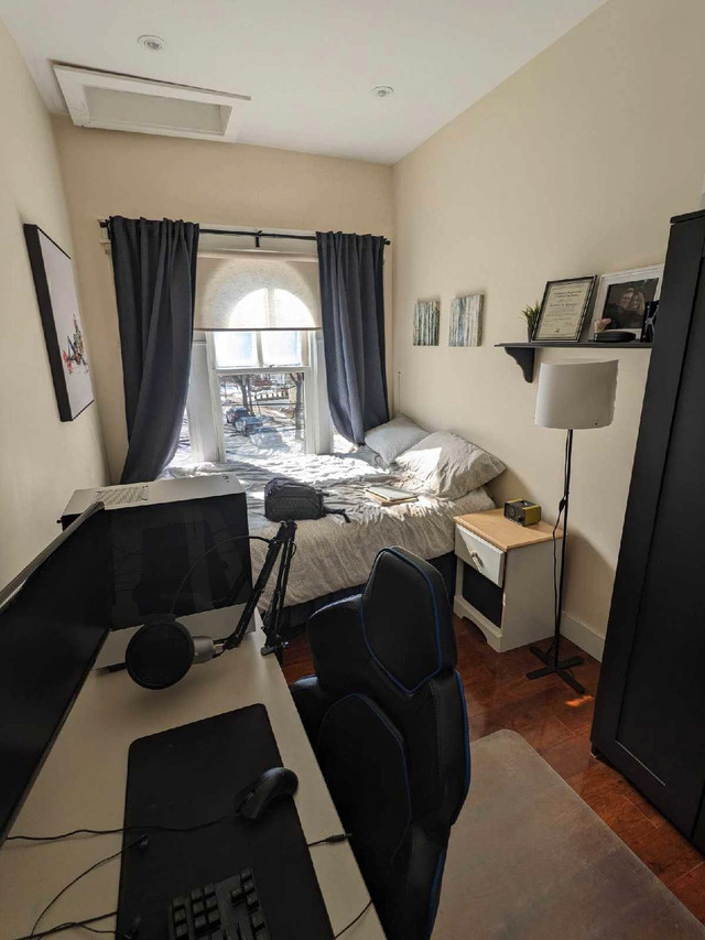 1-Bedroom Available in 3-Bedroom Apartment in Room Rentals & Roommates in City of Halifax - Image 3