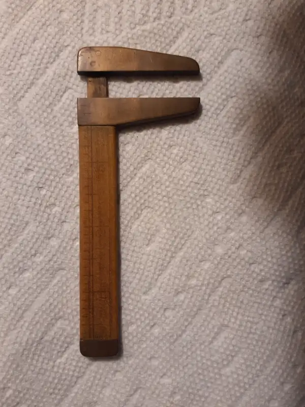 Antique Vintage Brass and wood measurement tool in Arts & Collectibles in Oakville / Halton Region - Image 3
