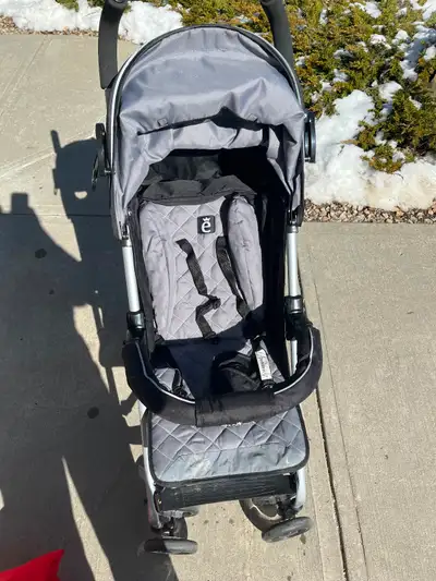 Evenvo umbrella stroller, View more