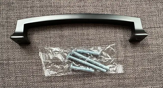 10 black drawer pulls in Dressers & Wardrobes in Markham / York Region - Image 5